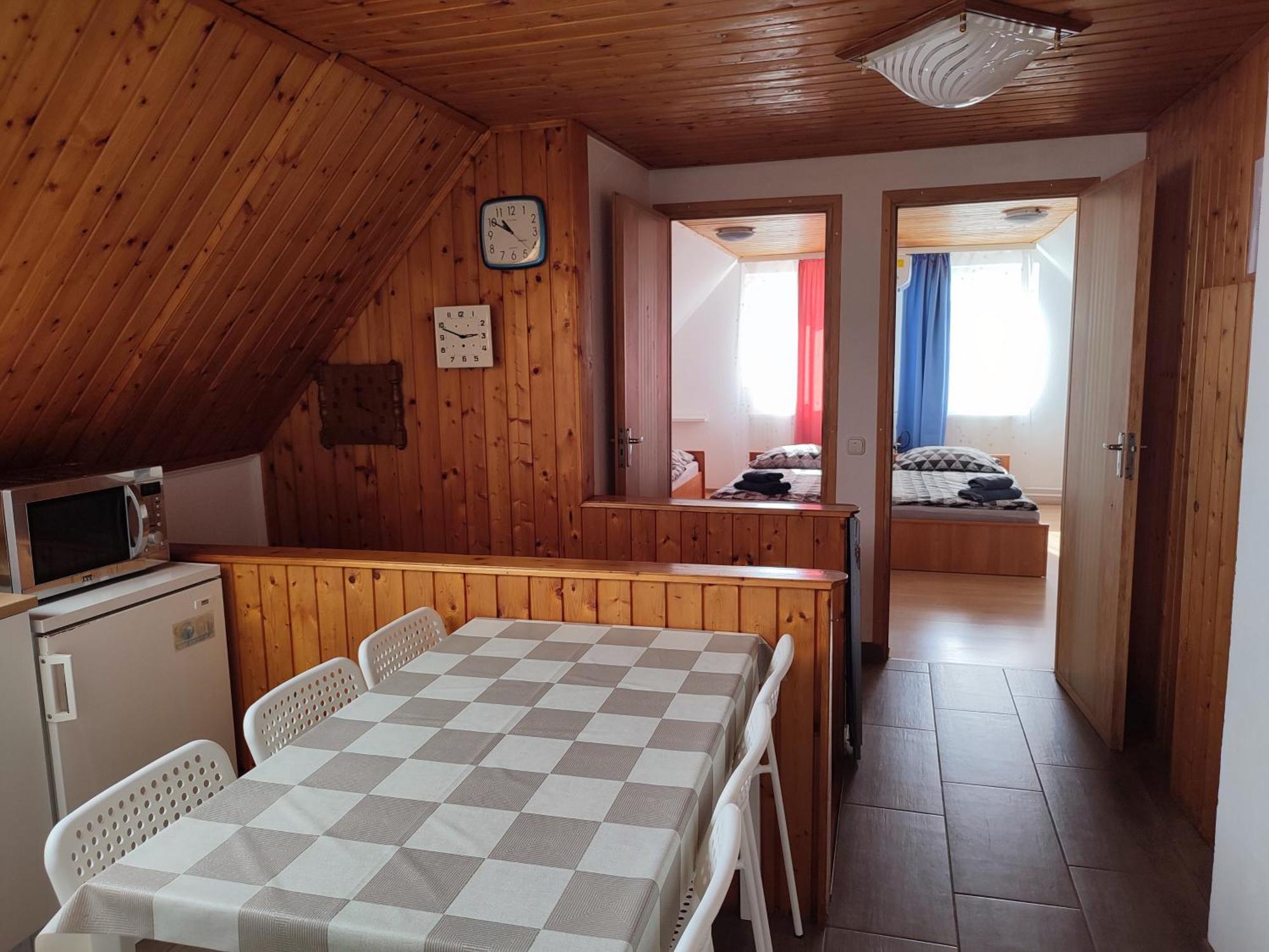 Aranyharmat Apartman Балатонлелле Экстерьер фото